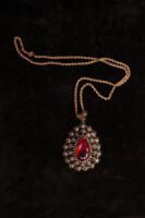 Collier 14