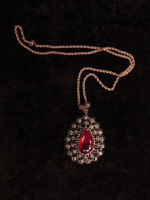 Collier 14
