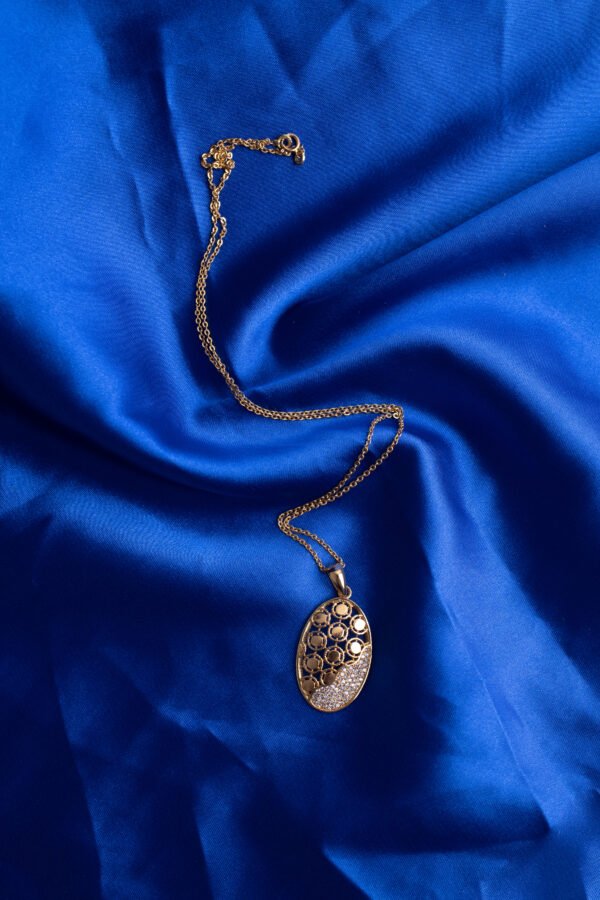 Collier 4