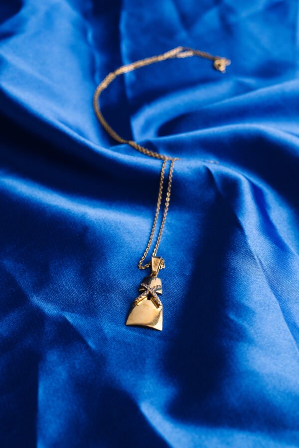 Collier 6